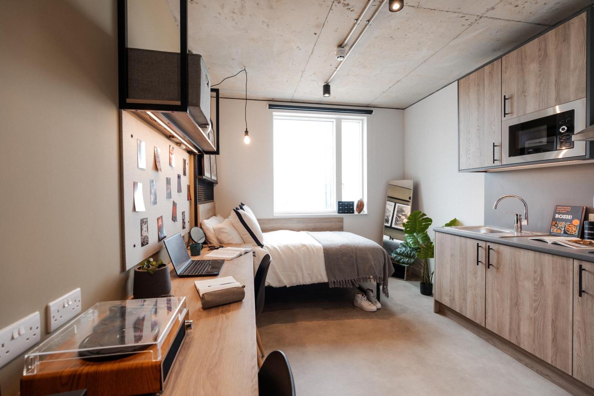 Students Only South Homes London