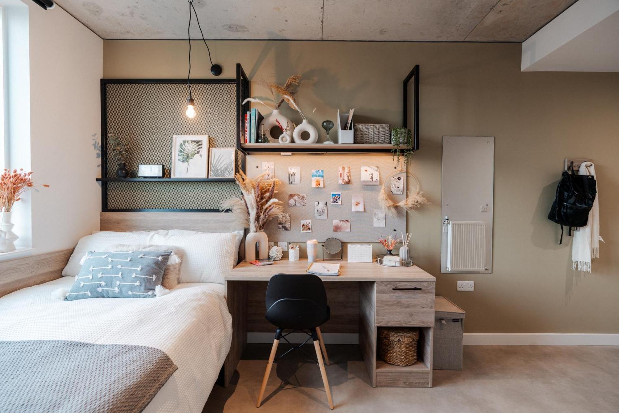 Students Only South Homes Apartment